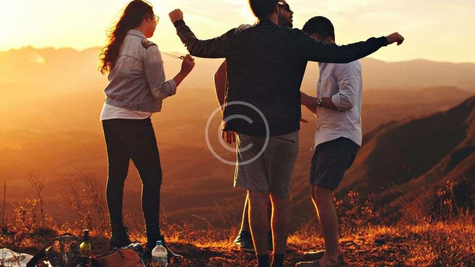 custom-img-124-copyright